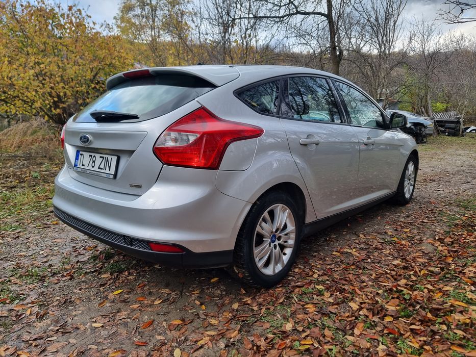 Haion cu Lunetă Ford Focus 3