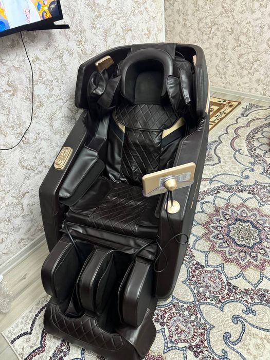 Masaj kreslo sotiladi yengi 4oy ishlatilgan