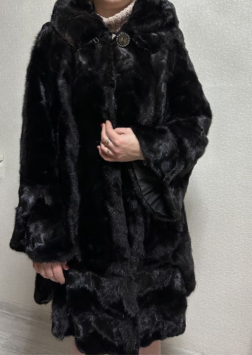 срочно продам две шубы