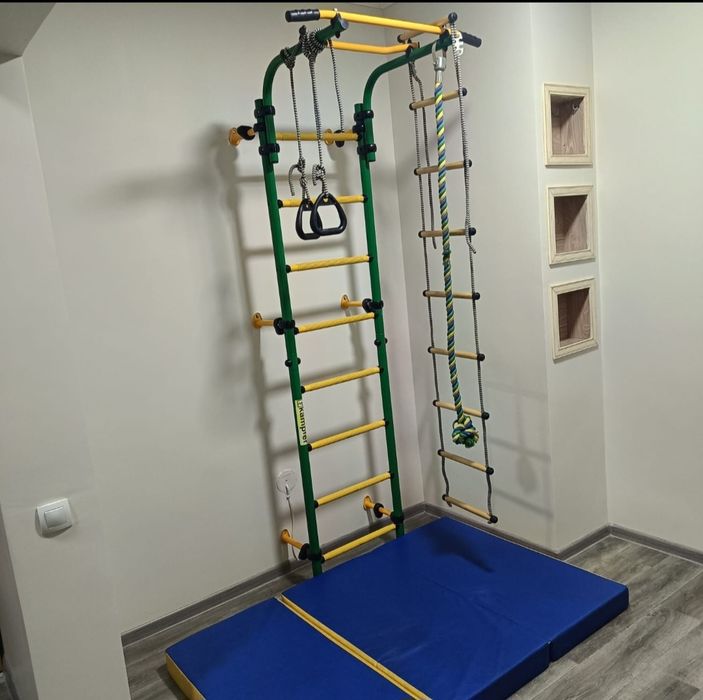 Продам шведскую стенку