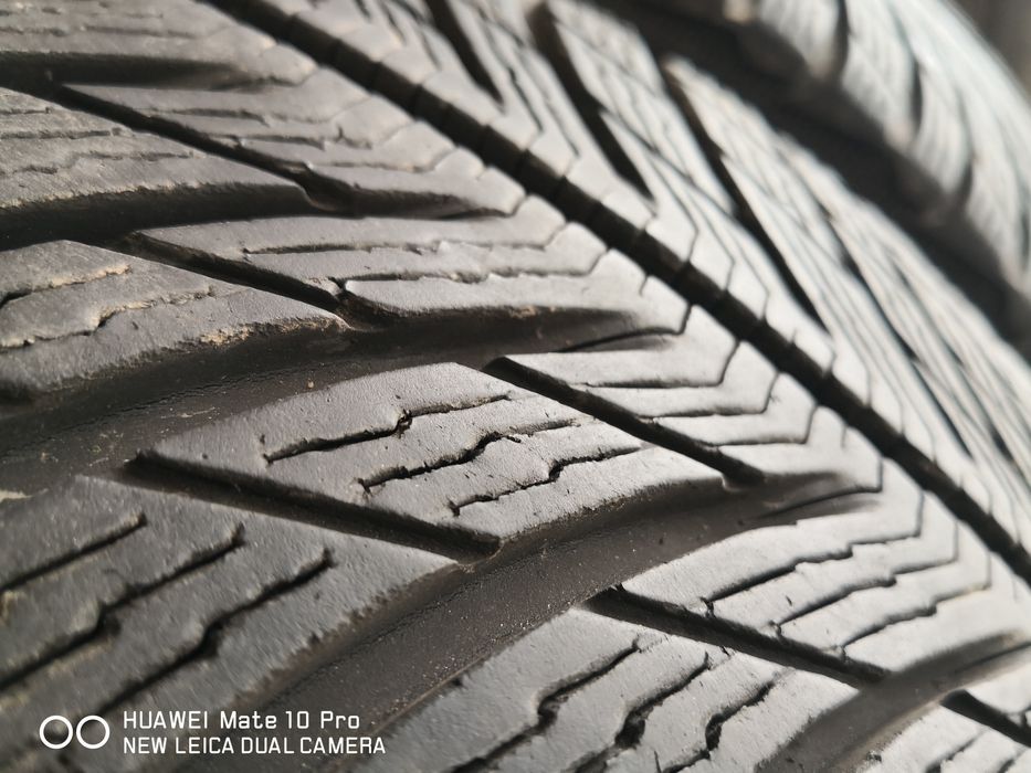 225 60 18 цола гуми като нови Michelin dot21