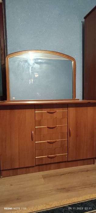 Спальный гарнитур