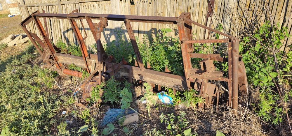 Продам тракторы МТЗ 82 и Т25