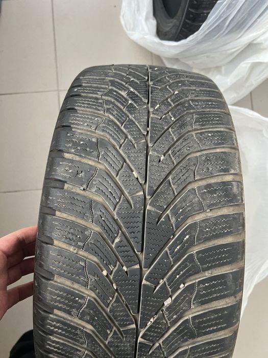 225/45/18 Kumho Wintercraft Wp5