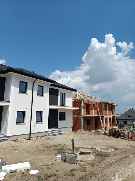 De vânzare duplex Ipotești 137000 euro