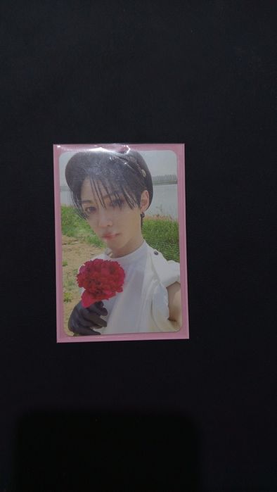 Продавам фотокартички на Stray kids и Enhypen