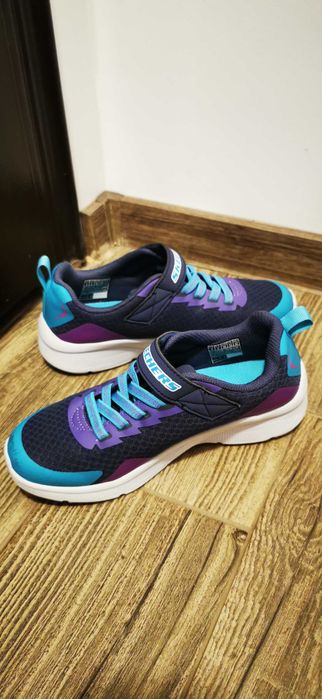 Спортни обувки скечърс