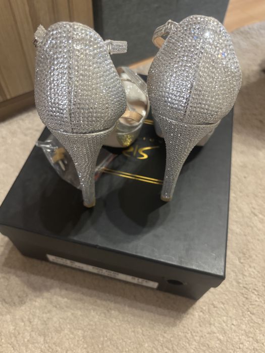 Обувки на Стоян Радичев и Paolo Boticheli