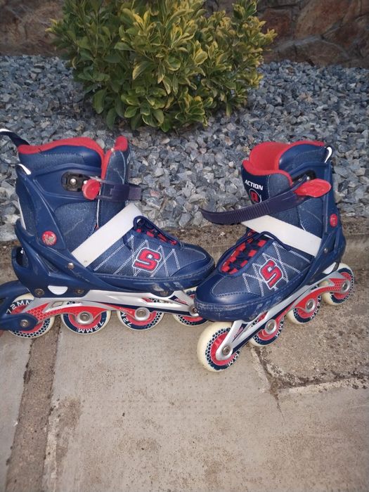 Vând role  pt băieți