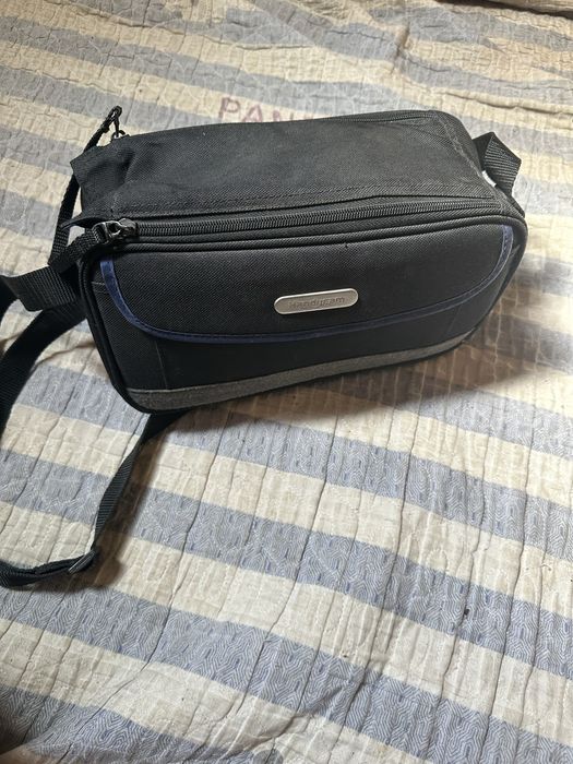 Продам  видеокамера Sony Handycam