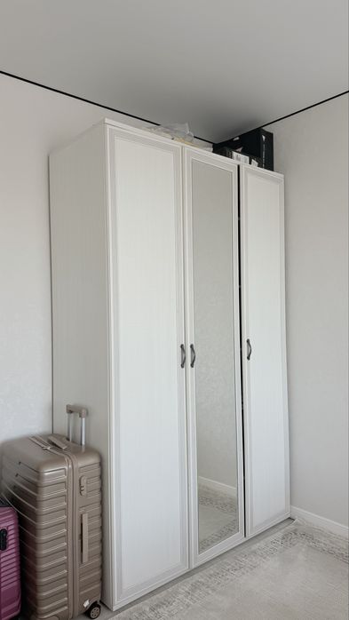 Спальный гарнитур КАРИНА