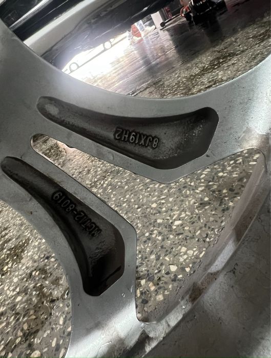 Джанти MOTec Curve 19 x 8, 5x112 за Мерцедес, Vw , Ауди