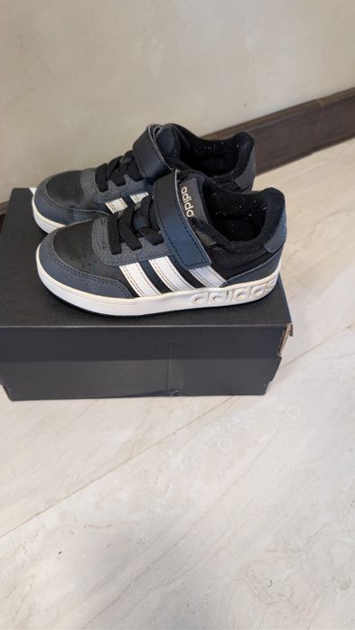 Детски маратонки Adidas 28 номер