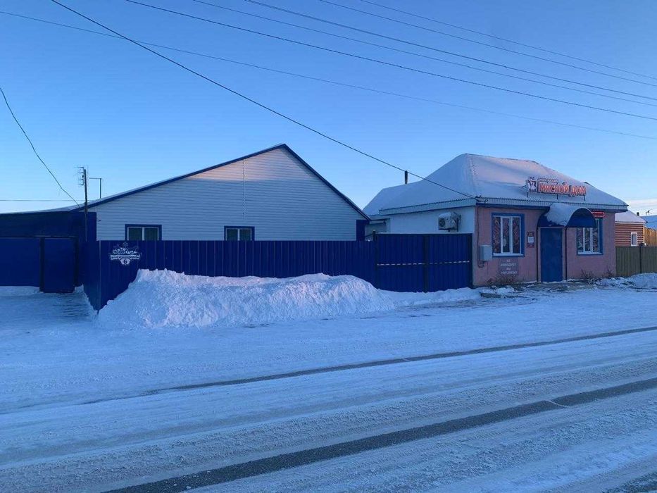 Продам дом с магазинов в с.Бесколь