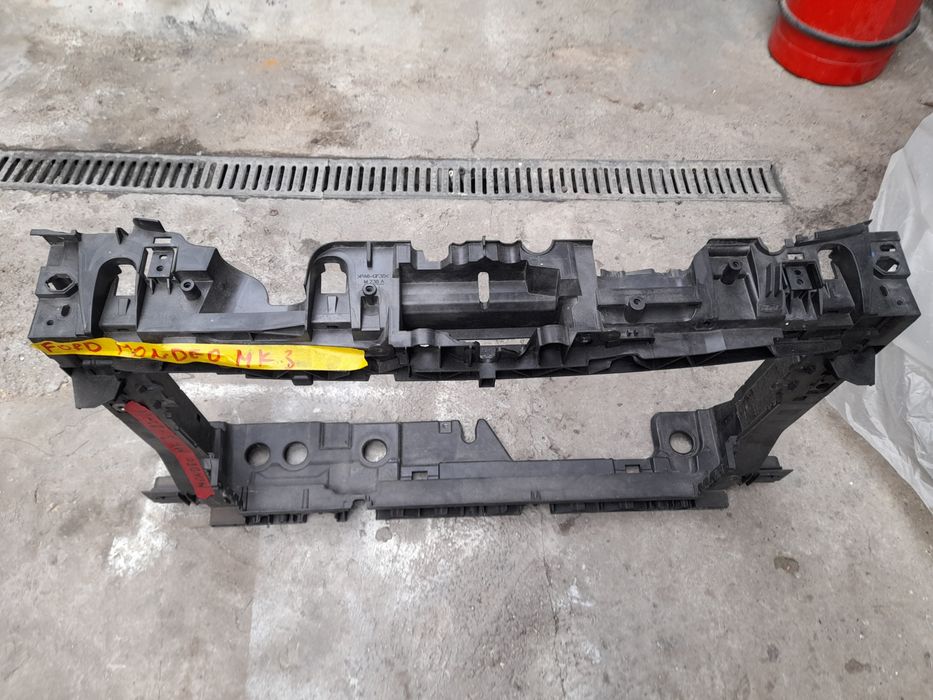 Преден панел очиларка форд мондео мк 3 Ford Mondeo Mk3