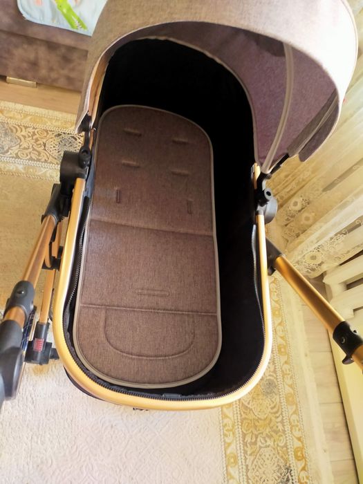 Продается детская коляска