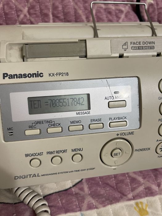 продам факс panasonic KX-FP218