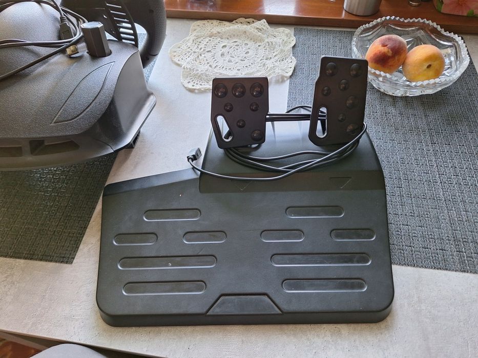 Продам игровой контролер.