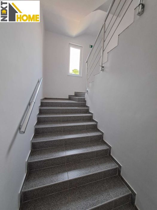 Продава се Тристаен апартамент в Асеновград - 110 кв.м за 850 €/кв.м - Снимка #8