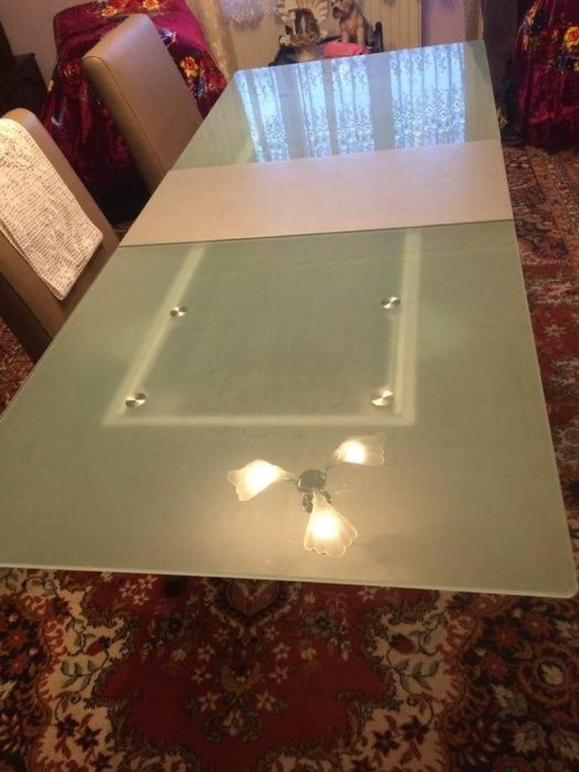 Vând Masă de sticlă