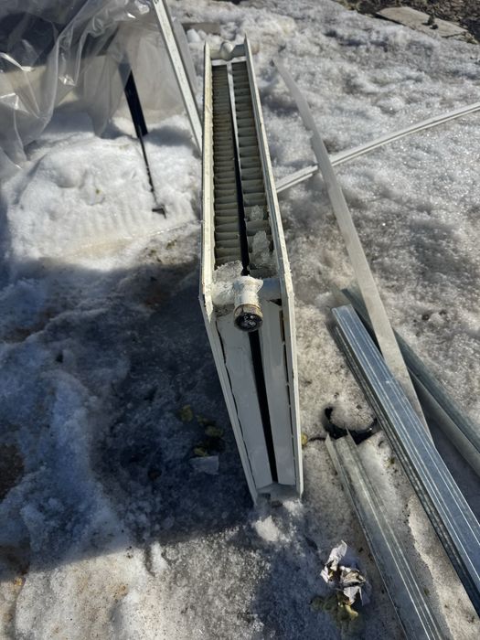 Радиатор отопления б/у