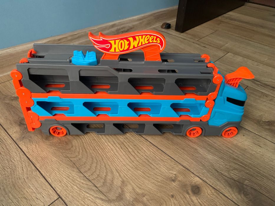 Hot wheels писти