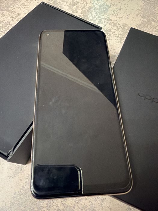 Продам OPPO Reno 7