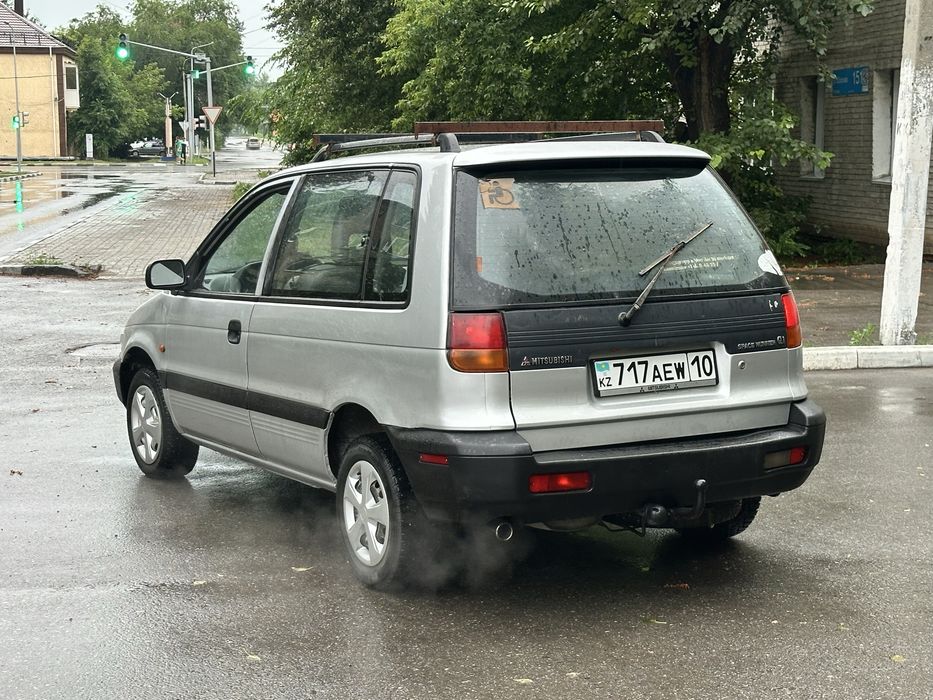 Продам Mitsubishi Space Runner