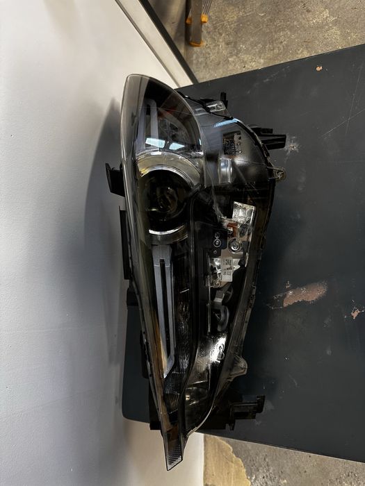 Far stânga full led mazda cx 5.cod:kb8p51040.k.