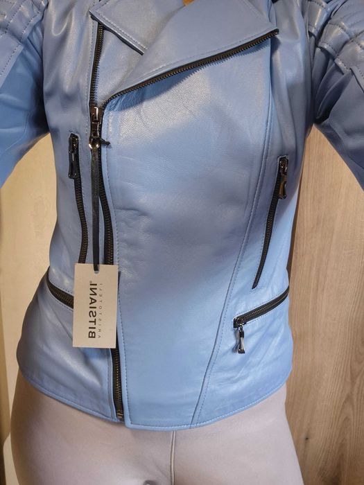 Късо вталено яке от естествена кожа