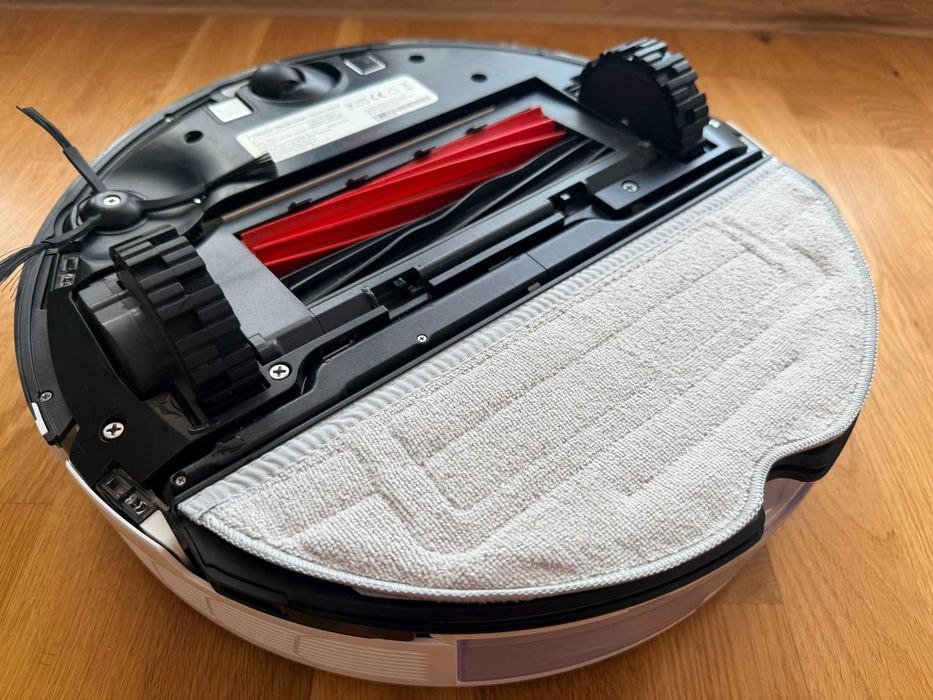 Roborock S8 - aspirator robot cu mop