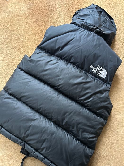 елек North face като нов , холограмен етикет