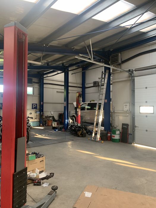 De Inchiriat :Spalatorie Self  /Statie ITP /Service Auto/Vulcanizare auto