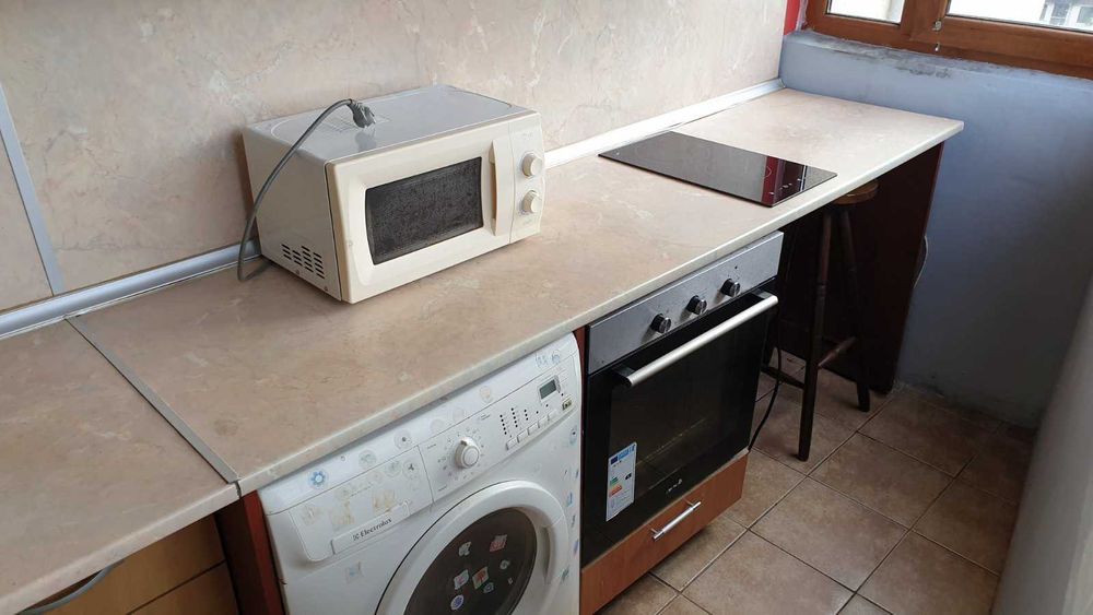 Дава се под наем Двустаен апартамент в Варна, Аспарухово - 50 кв.м за 306 € - Снимка #3