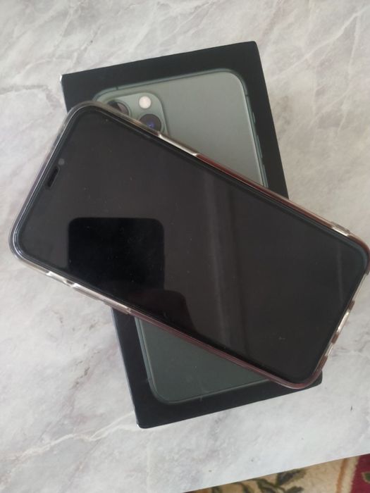 Iphone 11 pro 64 g battery 79