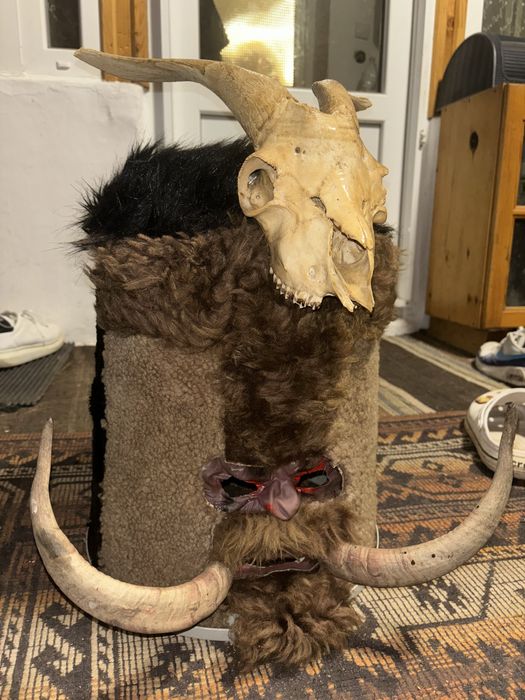 Кукерска маска изключително лека и удобна