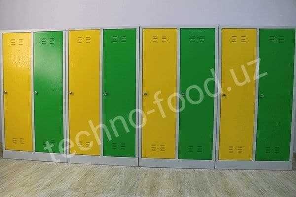 Металлический шкаф для документов ,одежды , инвентаря