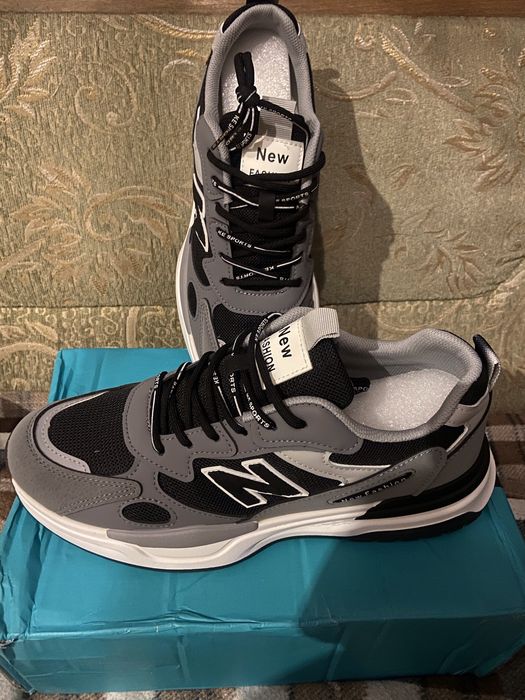 Кроссовки 42 размер