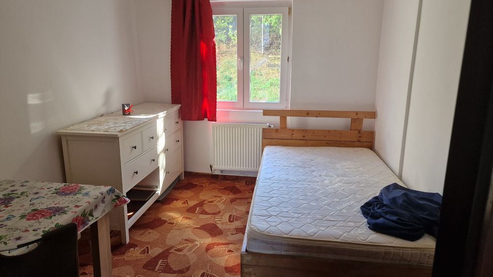2 camere de inchiriat