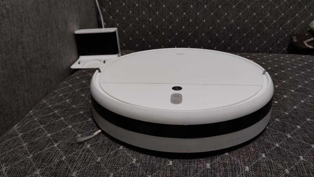 Робот пылесос Xiaomi Mi Robot Vacuum-Mop