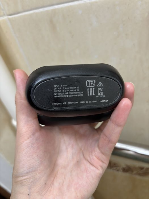 Наушники sony wf-xb700