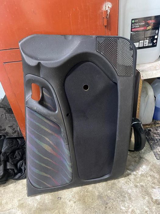 Опел Астра общивка