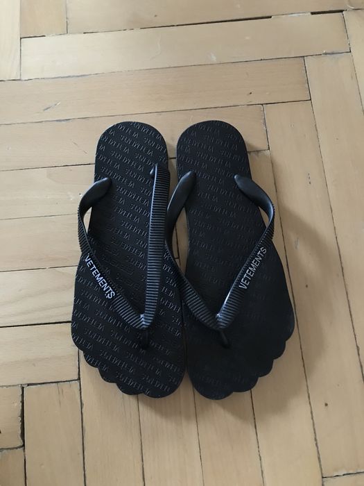 Vetements джапанки