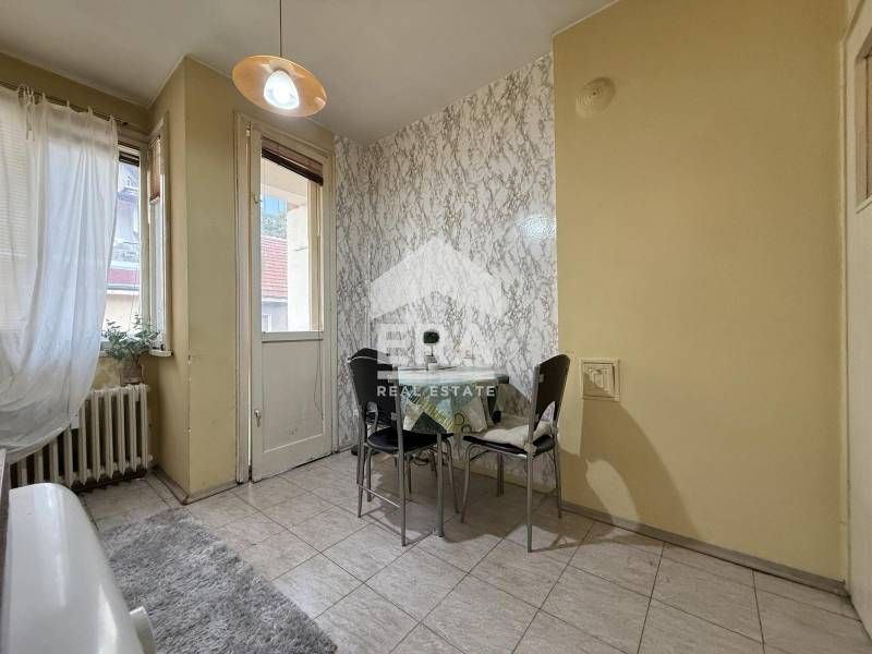 Продава се Двустаен апартамент в София, Център - 41 кв.м за 5488 €/кв.м - Снимка #4