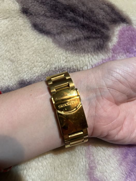 Продам швейцарские часы SWATCH Irony