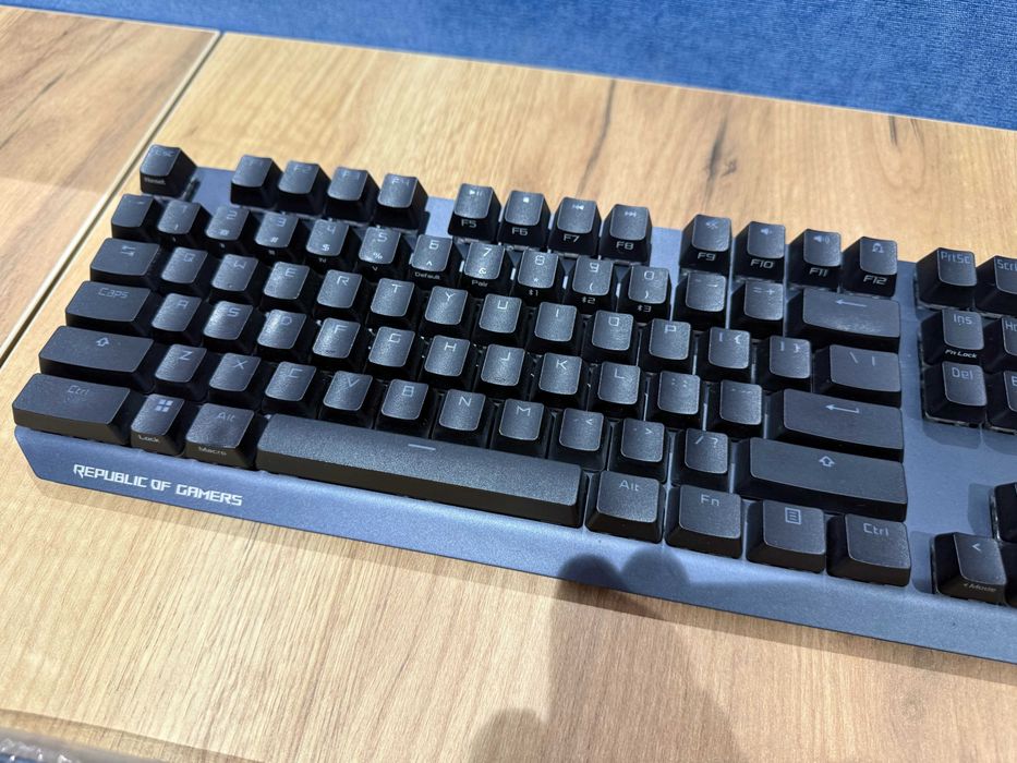 ROG Strix Scope NX Wireless Deluxe — беспроводная клавиатура