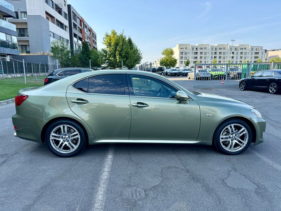 De vânzare Lexus IS250