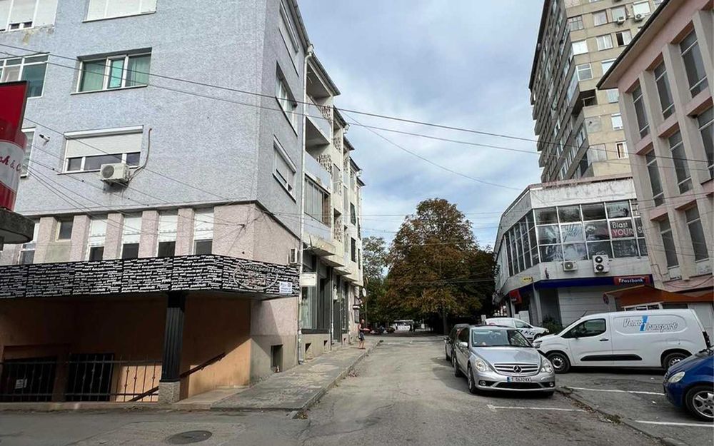 Продава се Заведение в Търговище, Център - 163 кв.м за 751 €/кв.м - Снимка #12