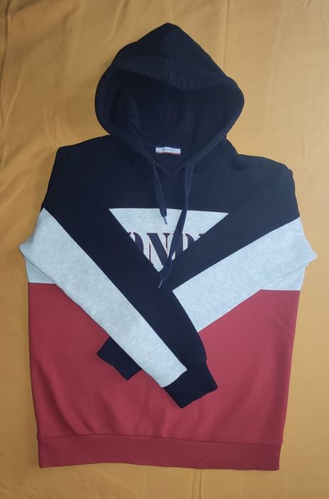 Продам Худи, размер XS, на 10-12 лет.