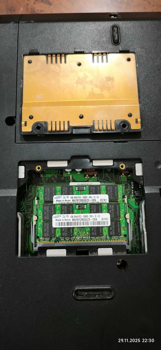 Продаётся Ноутбук на запасные части